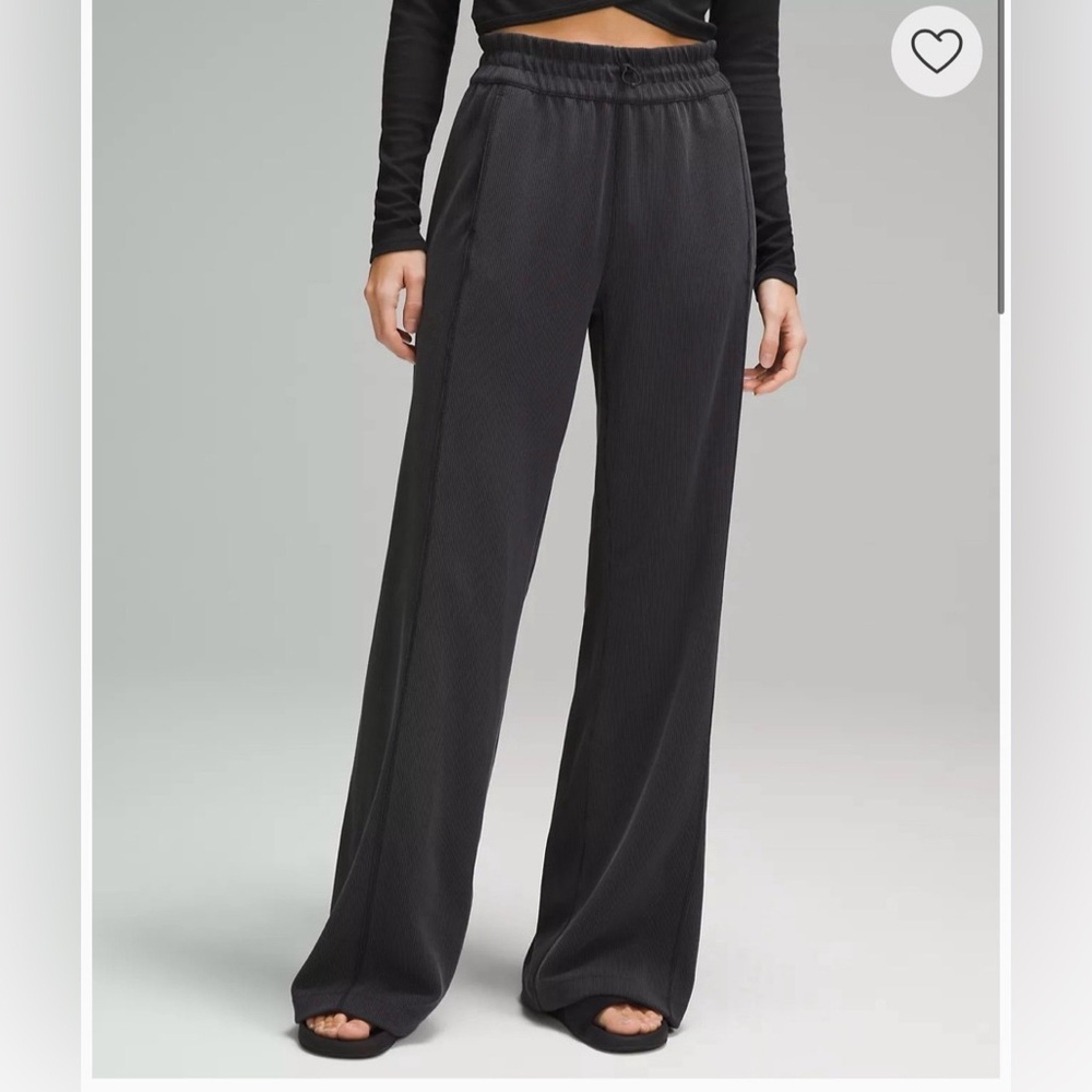 lululemon ribbed softstreme MR pants
